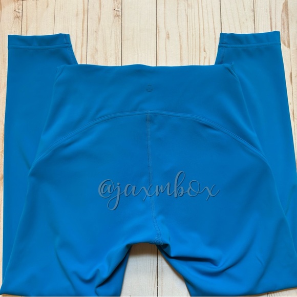 Lululemon InStill High-Rise Tight 25" Poolside Size 8 - Picture 6 of 11